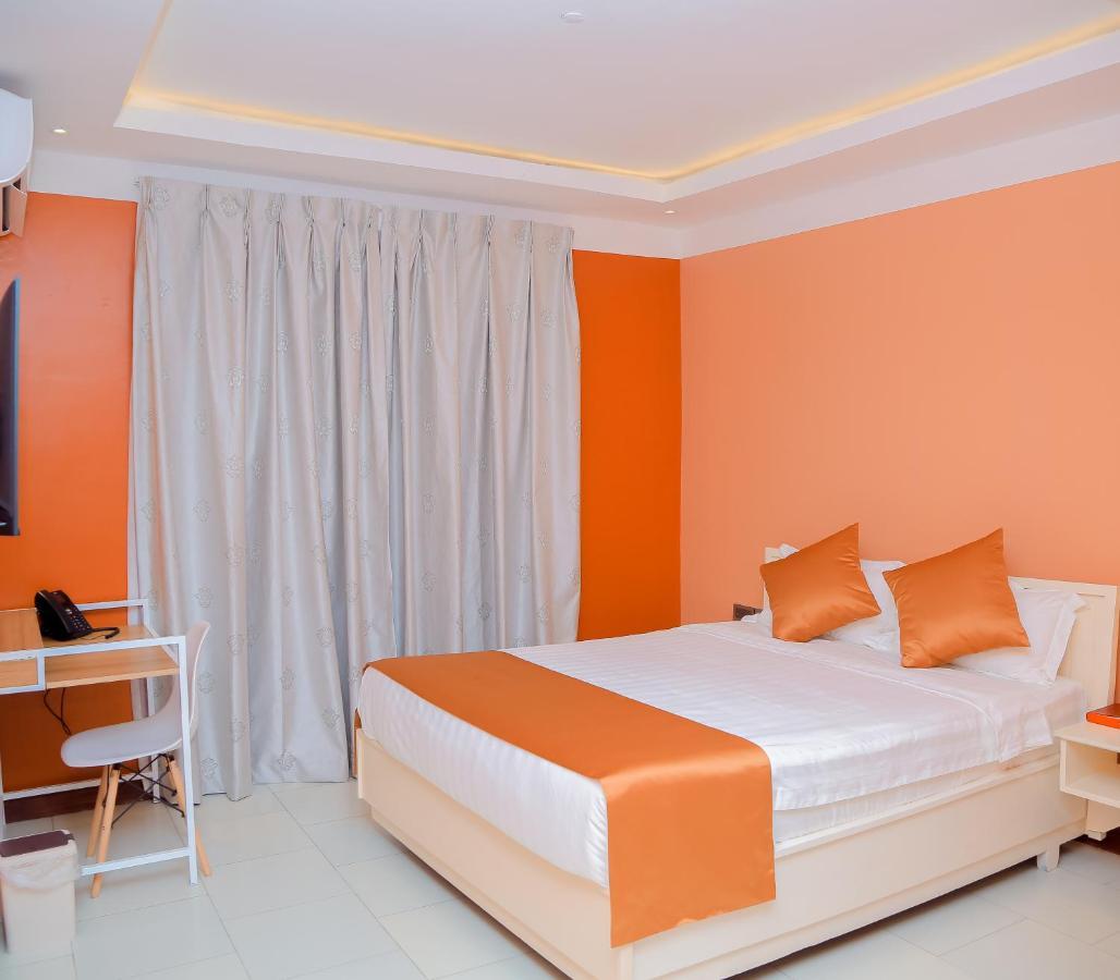Hotel Amaranth Dar es Salaam Zewnętrze zdjęcie